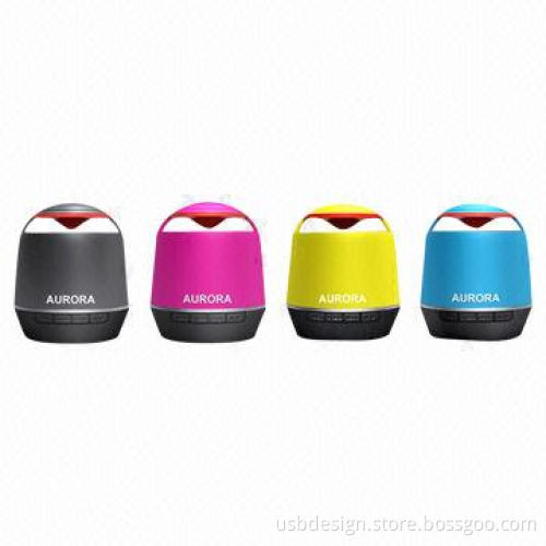 2014 lovely penguin-shaped Bluetooth speaker